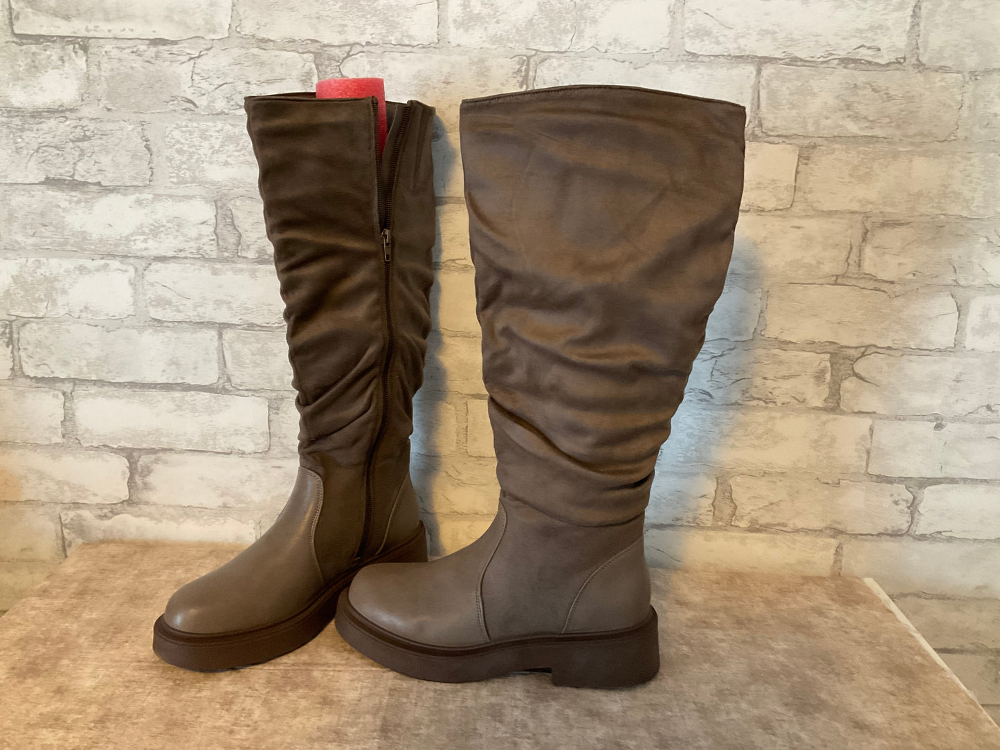 Women's Fashion knee high Riding Boots Grey/brown Side Zipper Durable Size 8
